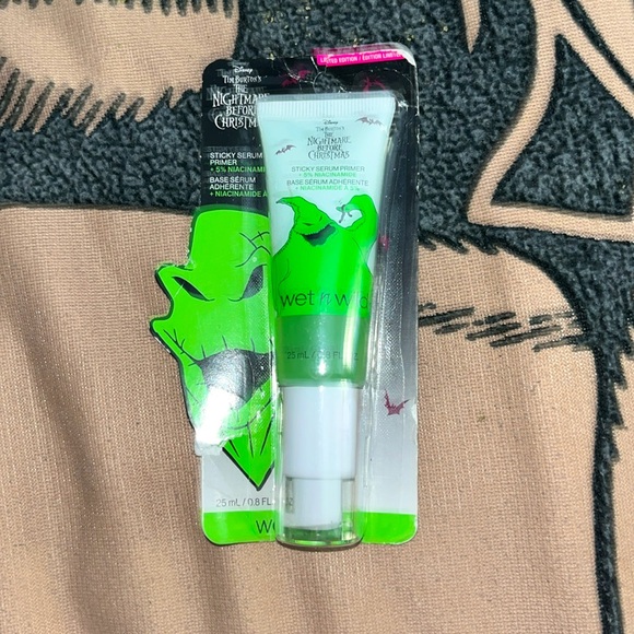 Wet n Wild Green Serum Primer - Picture 6 of 12